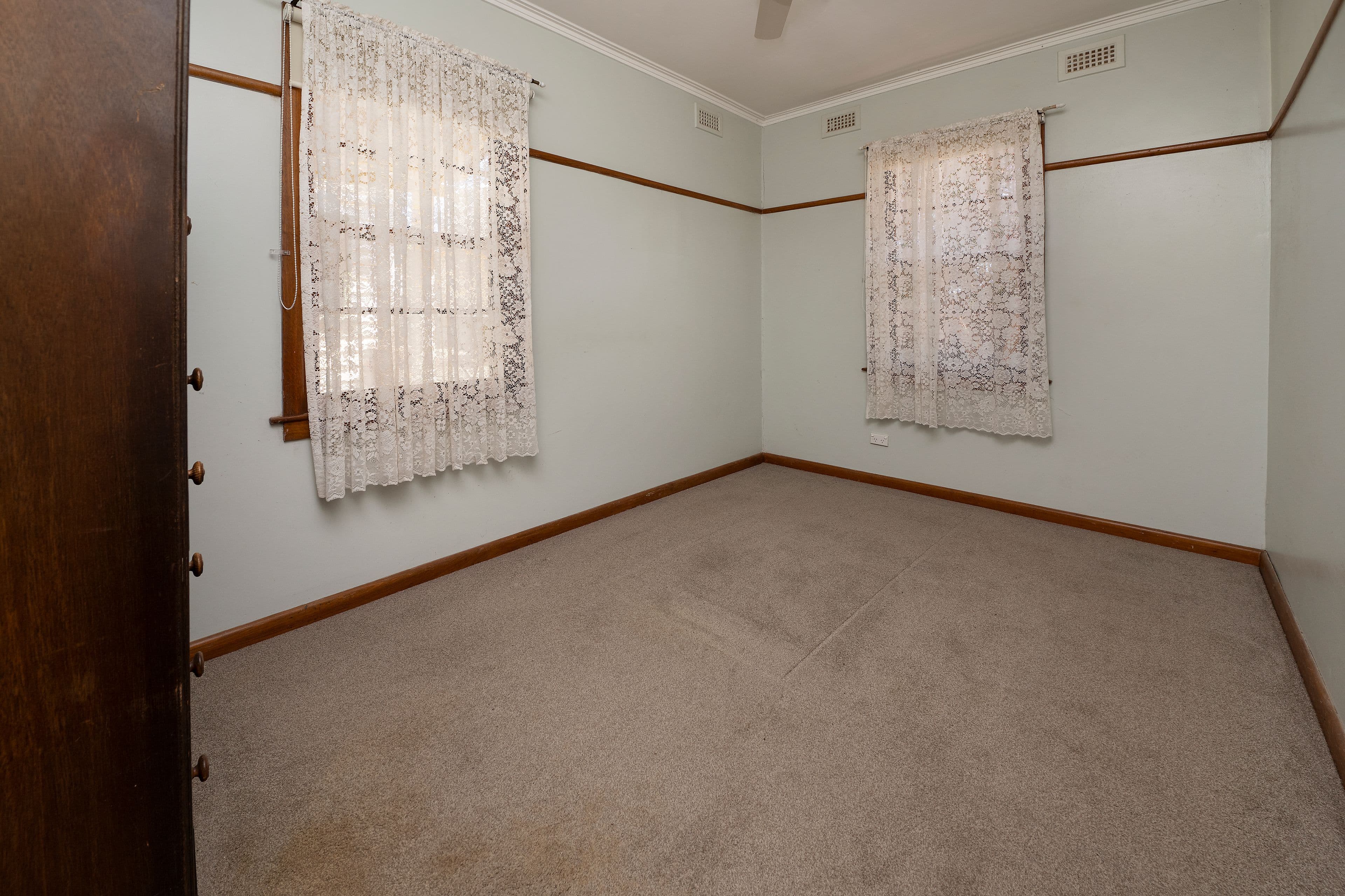45 Sutcliff Street, Sea Lake VIC 3533, Sea Lake - Thumbnail 2