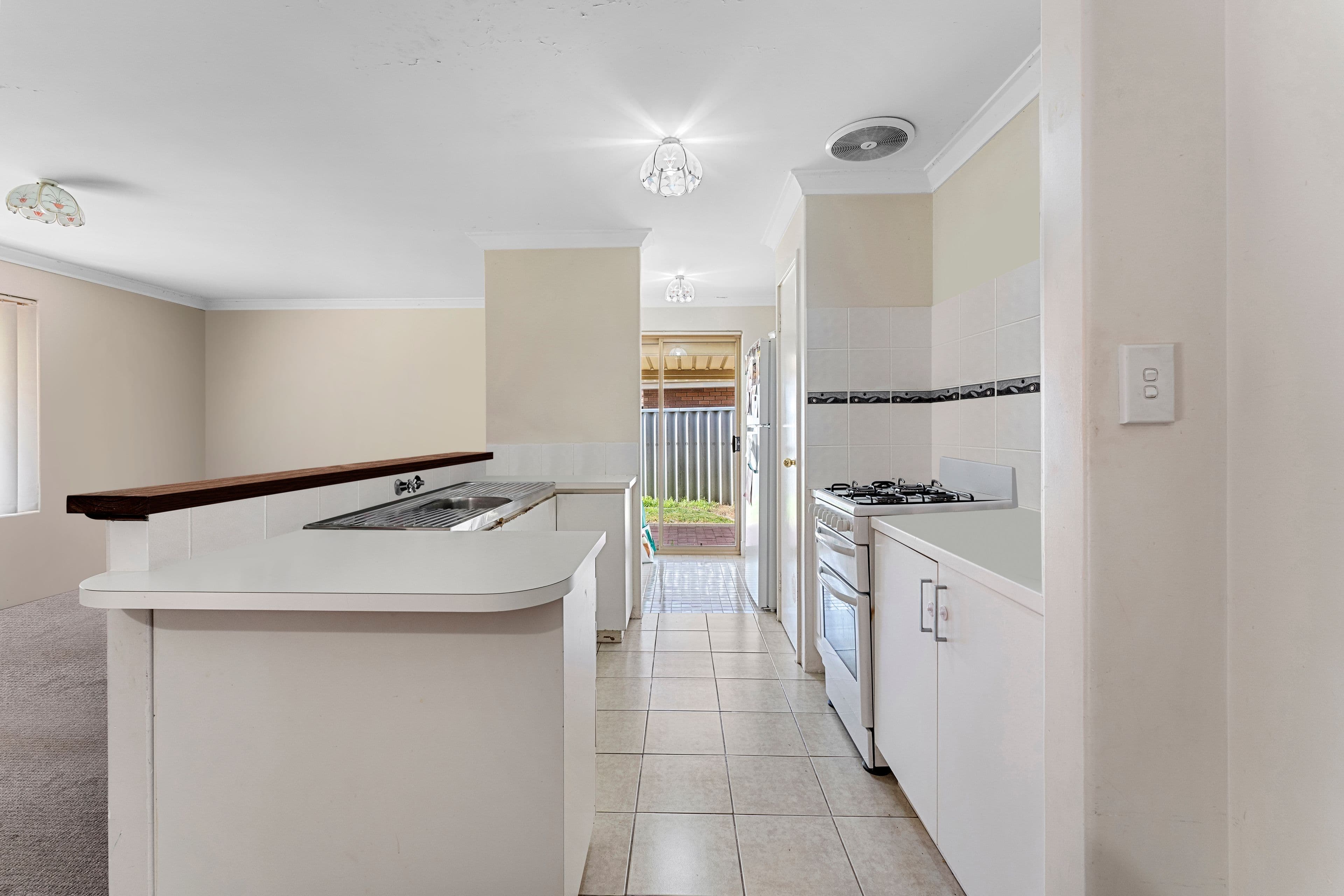11 Suva Place, Cooloongup WA 6168, Cooloongup - Thumbnail 8