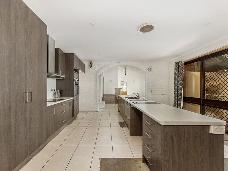 2 Camden Court, Helensvale QLD 4212, Helensvale - Thumbnail 3