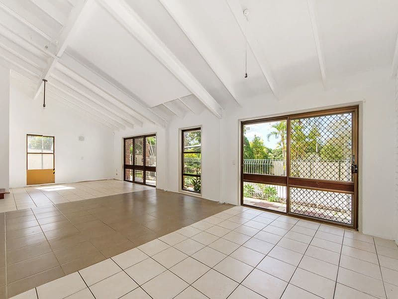 2 Camden Court, Helensvale QLD 4212, Helensvale - Thumbnail 5