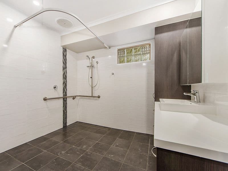 2 Camden Court, Helensvale QLD 4212, Helensvale - Thumbnail 7