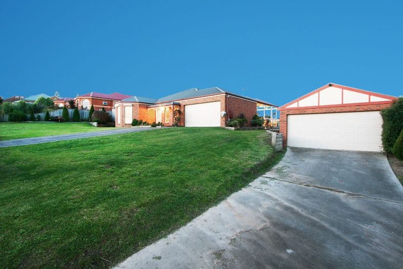 14 Natalie Court, YARRA GLEN VIC 3775, Yarra Glen - Thumbnail 2