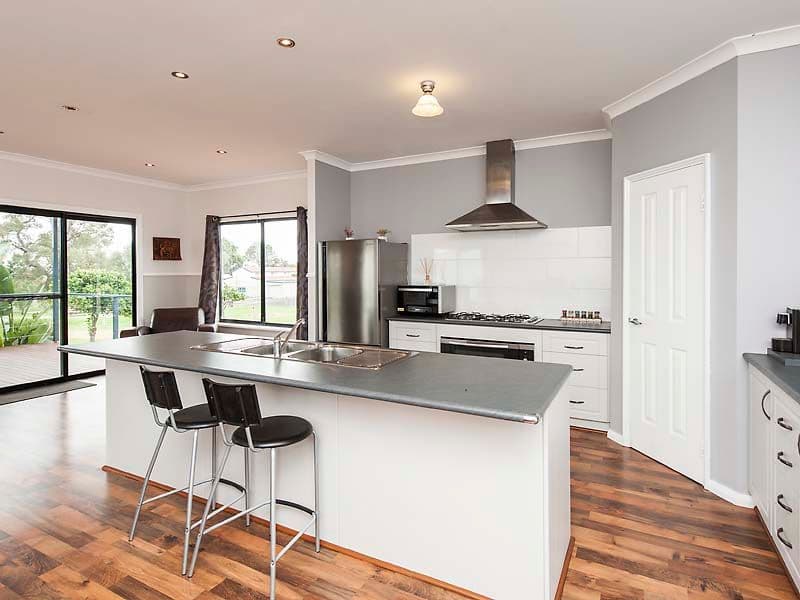 11 Callow Drive, Bullsbrook WA 6084, Bullsbrook - Thumbnail 5