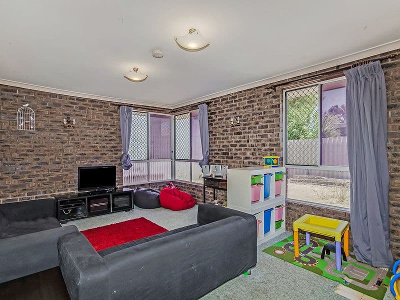12 Breaden Drive, COOLOONGUP WA 6168, Cooloongup - Thumbnail 5
