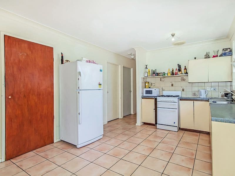 12 Breaden Drive, COOLOONGUP WA 6168, Cooloongup - Thumbnail 7