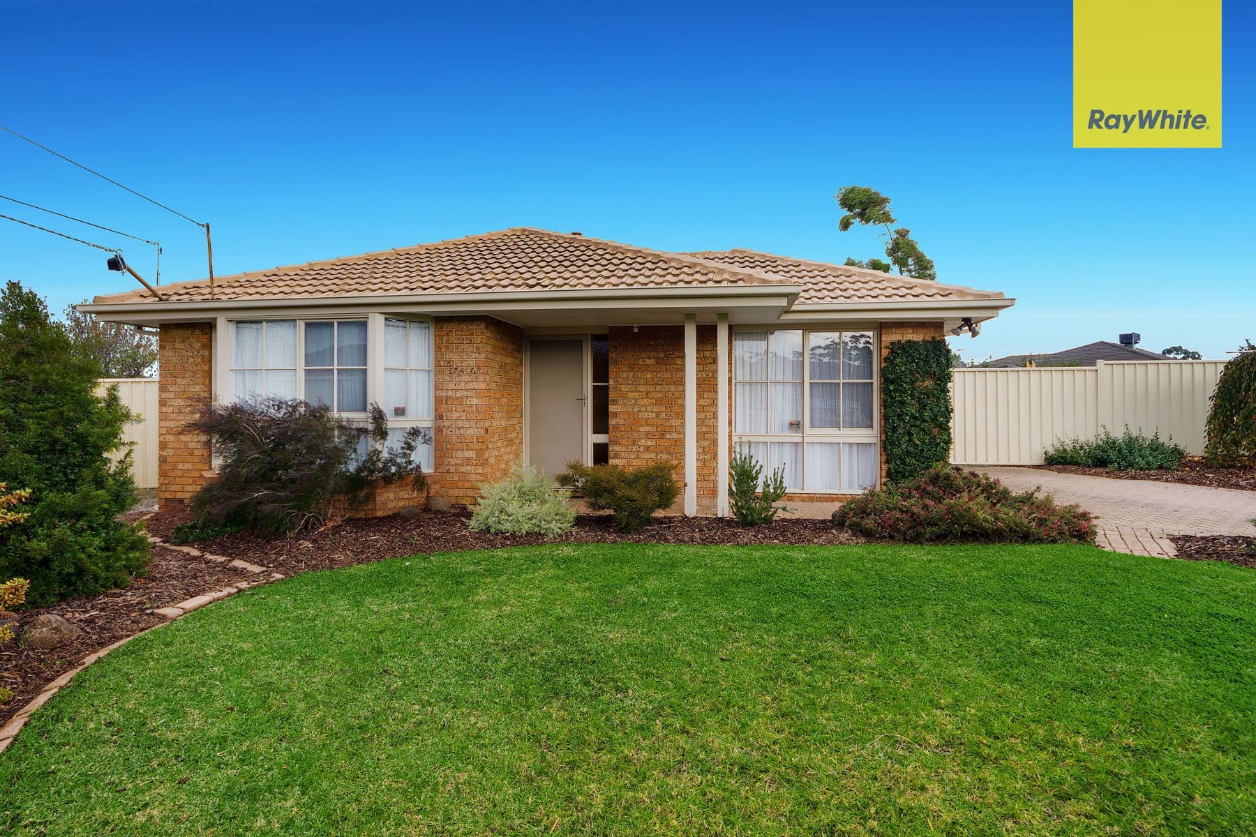1 Redbank Court, Kings Park VIC 3021, Kings Park - Image 1