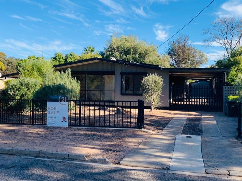 89 Caroline Street, Moonta SA 5558, Moonta - Image 1