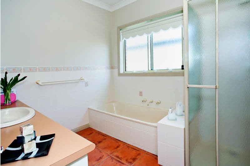12 McDonald Street, EAST GEELONG VIC 3219, East Geelong - Thumbnail 8