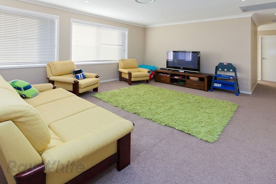 259 Lakeside Avenue, SPRINGFIELD LAKES QLD 4300, Springfield Lakes - Thumbnail 4