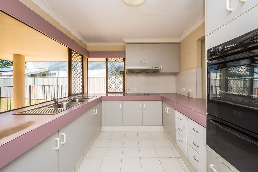 4 Darnay Road, Broadbeach Waters QLD 4218, Broadbeach Waters - Thumbnail 6