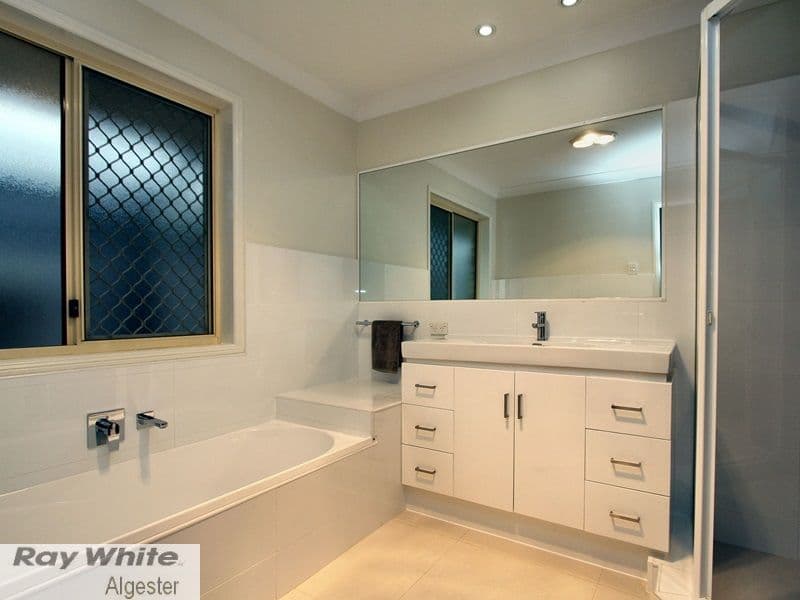 20 Bonneville Crescent, PARKINSON QLD 4115, Parkinson - Thumbnail 6