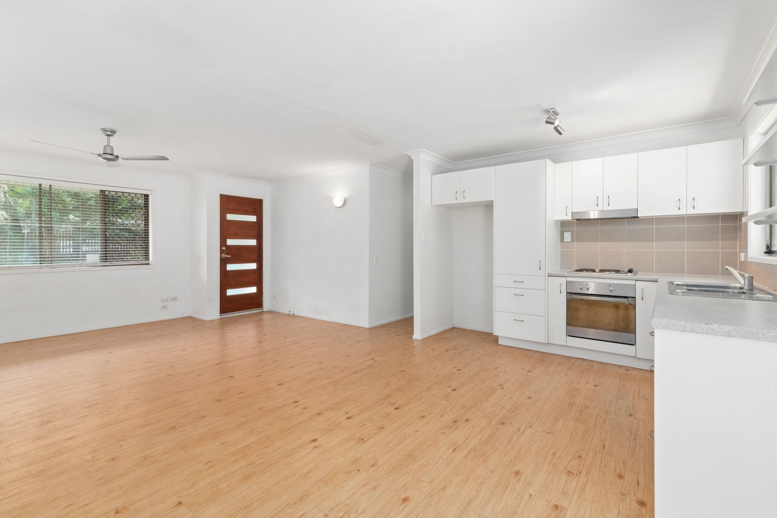 6 Attinga Street, Tugun QLD 4224, Tugun - Thumbnail 2