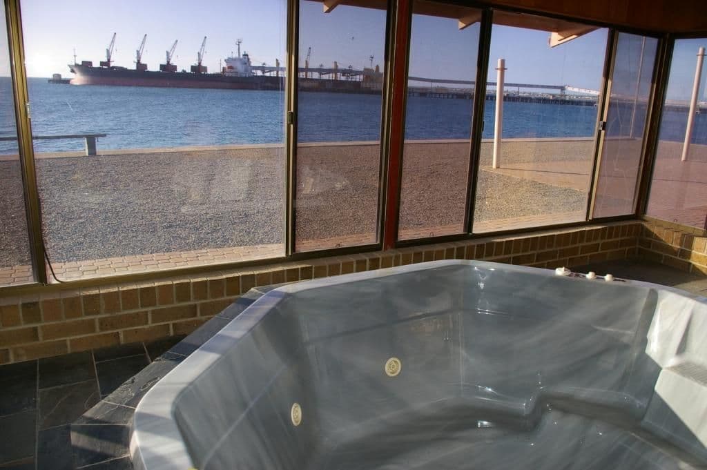 30 Chatfield Terrace, WALLAROO SA 5556, Wallaroo - Thumbnail 3