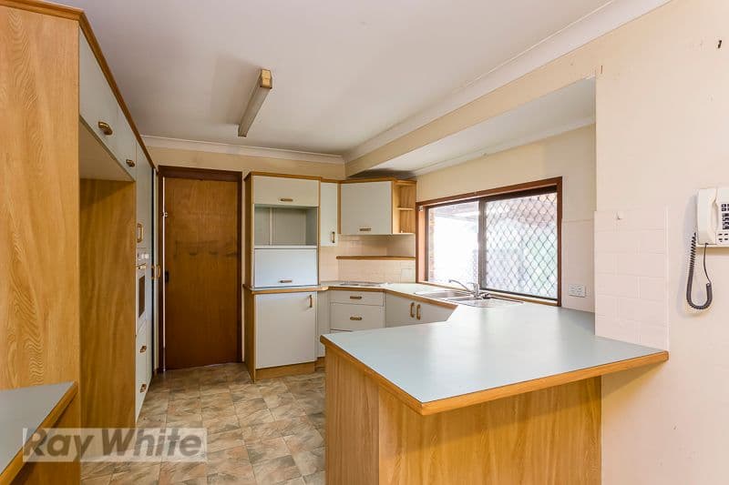 125 Scrub Road, CARINDALE QLD 4152, Carindale - Thumbnail 2