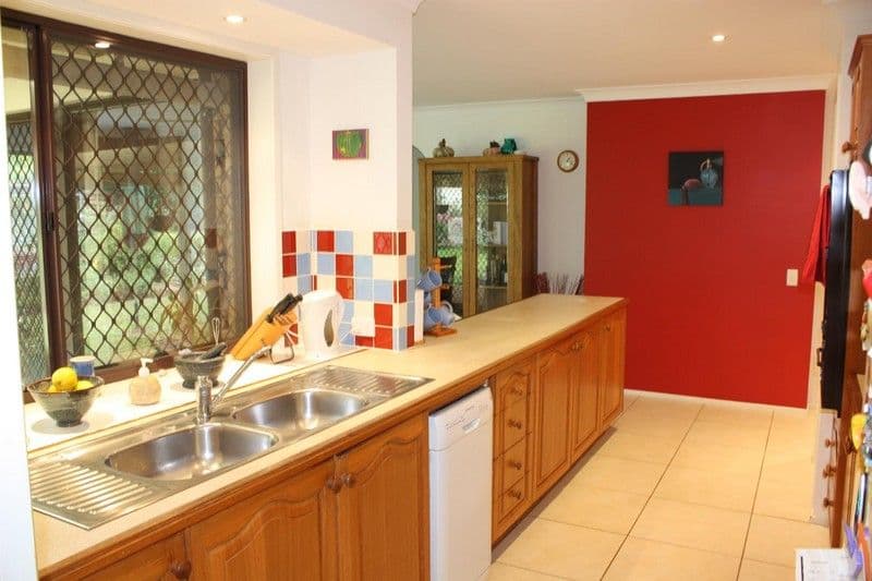 67 Sierra Drive, NORTH TAMBORINE QLD 4272, North Tamborine - Thumbnail 6