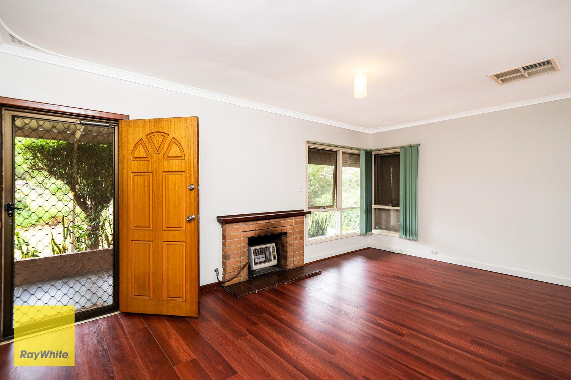 25 Connaught Street, Forrestfield WA 6058, Forrestfield - Thumbnail 6