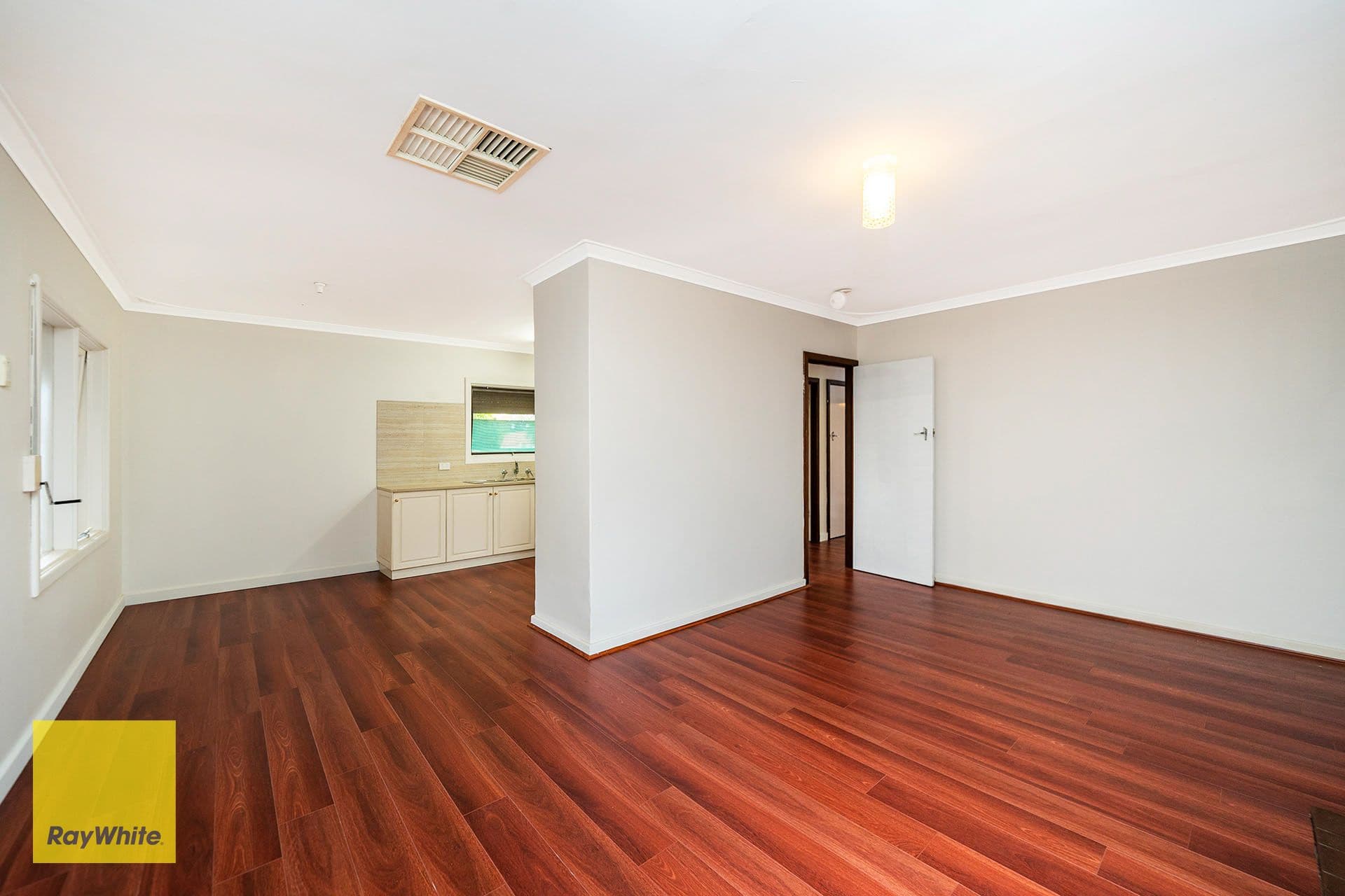 25 Connaught Street, Forrestfield WA 6058, Forrestfield - Thumbnail 8
