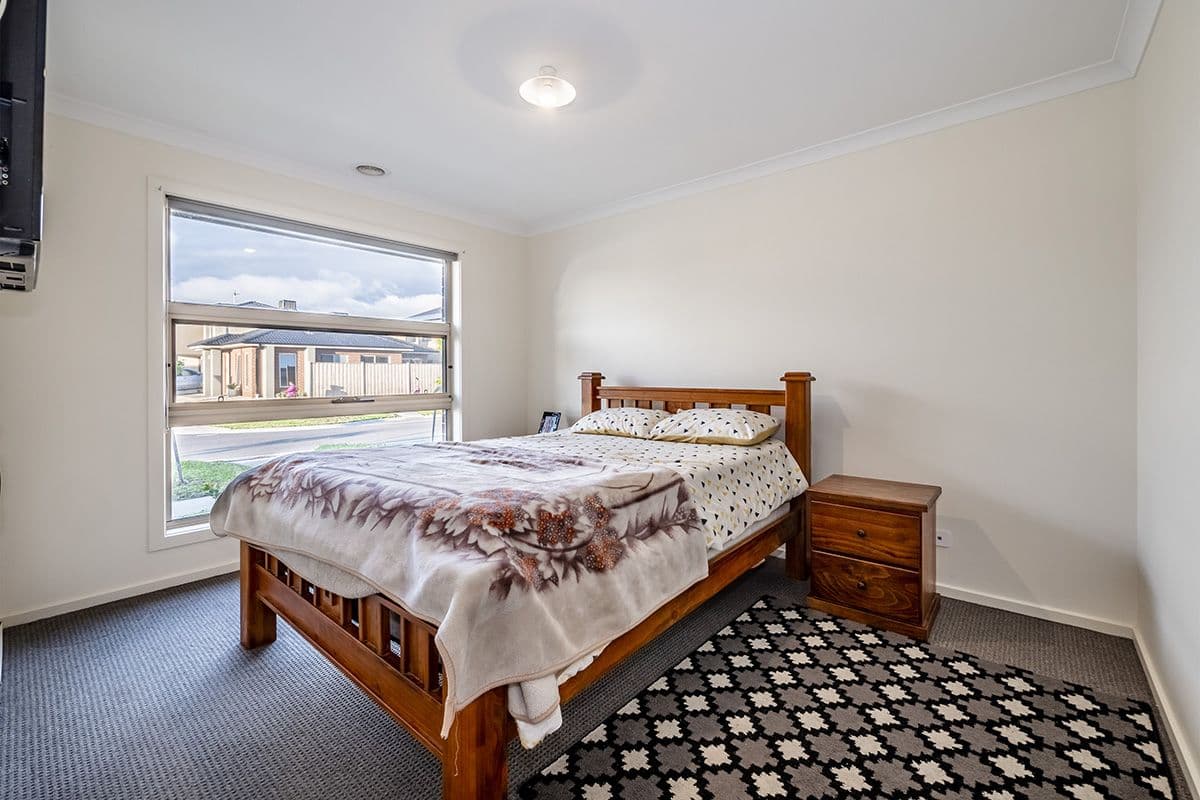 58 Fenway Boulevard, Clyde North VIC 3978, Clyde North - Thumbnail 6