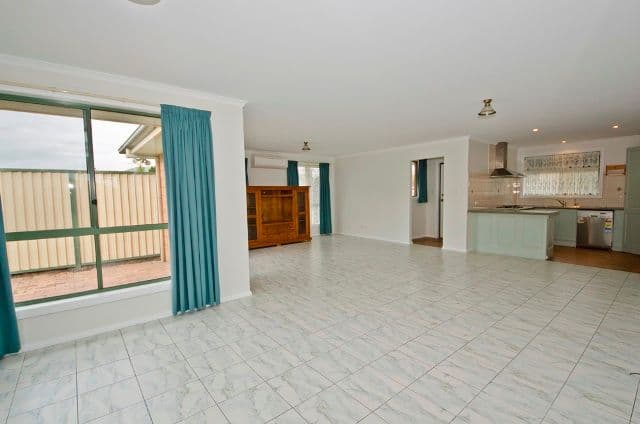 3 Roebourne Avenue, HADSPEN TAS 7290, Hadspen - Thumbnail 3