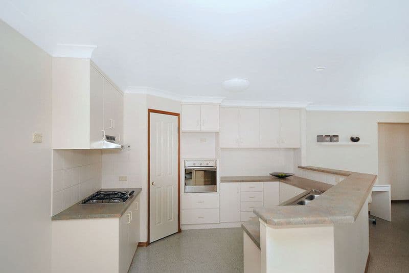 3 Throwleigh Close, Rangeville QLD 4350, Rangeville - Thumbnail 2