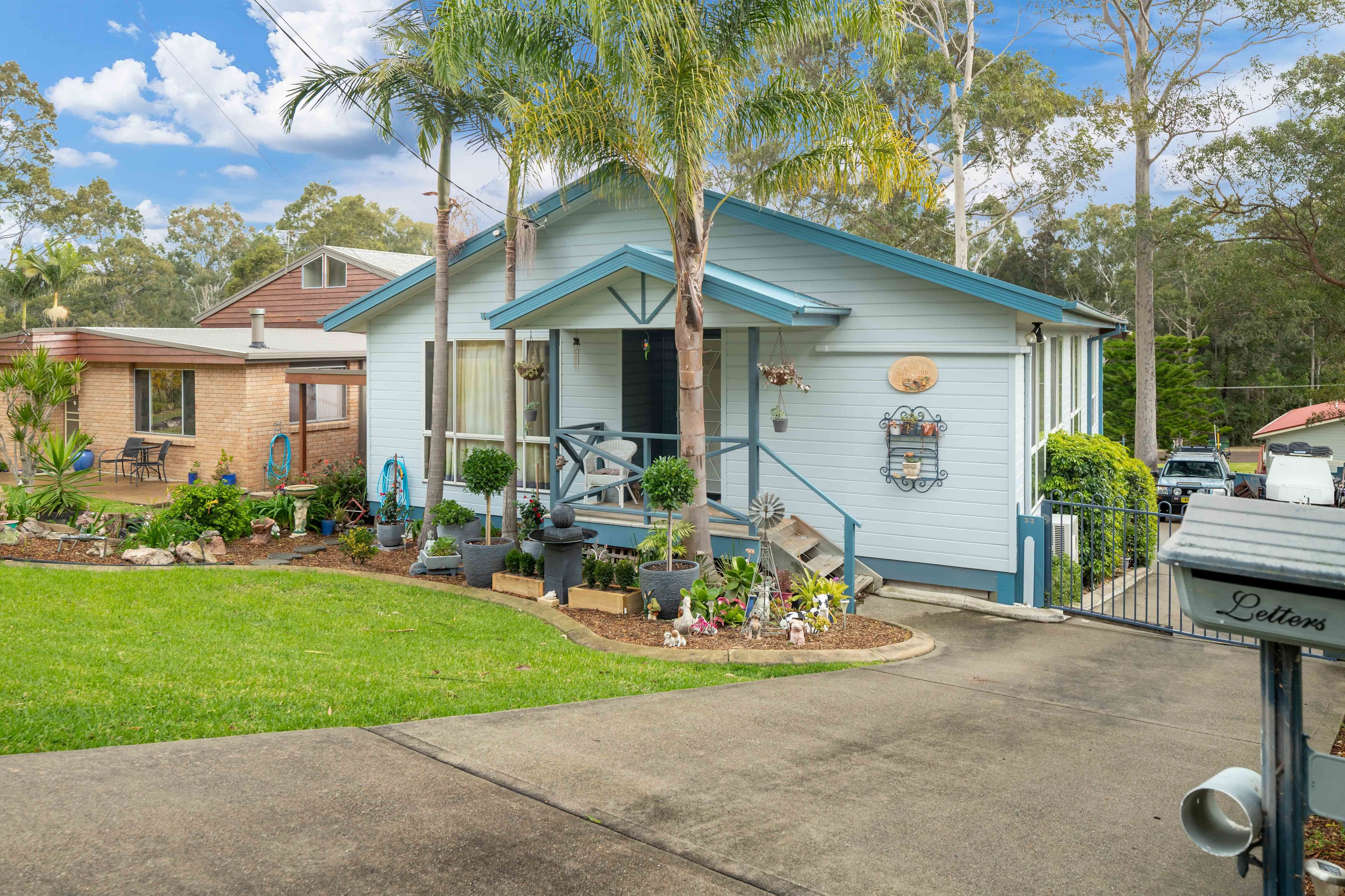33 Beauty Crescent, Surfside - Image 1