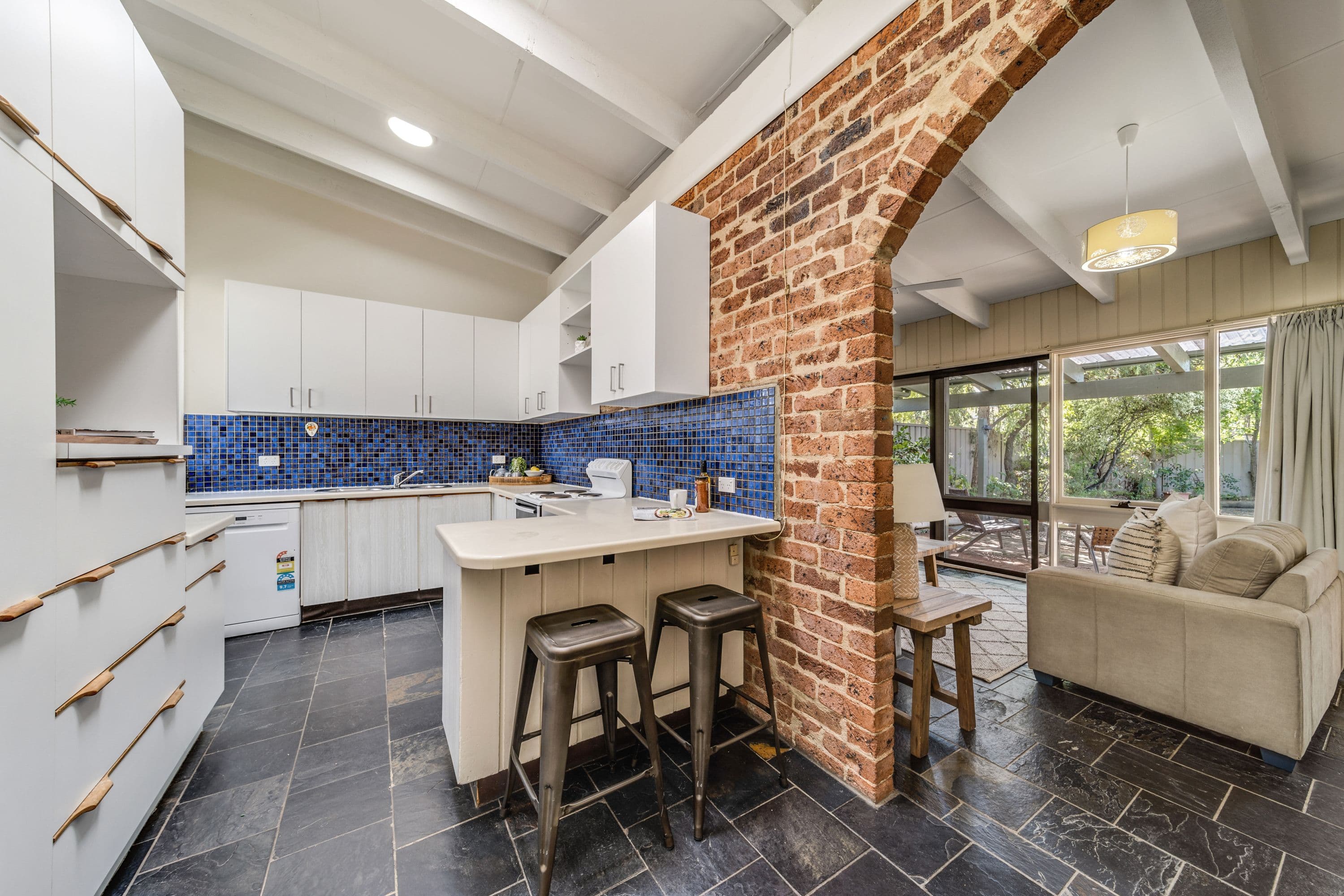 50 Gillespie Street, Weetangera ACT 2614, Weetangera - Thumbnail 3