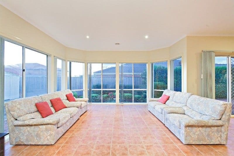 11 Joseph Court, WANTIRNA SOUTH VIC 3152, Wantirna South - Thumbnail 3