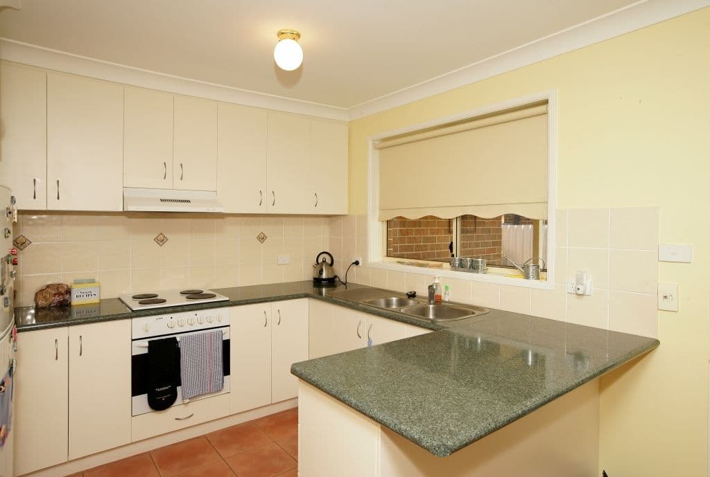 17 Nunkeri Street, GLENFIELD PARK NSW 2650, Glenfield Park - Thumbnail 4