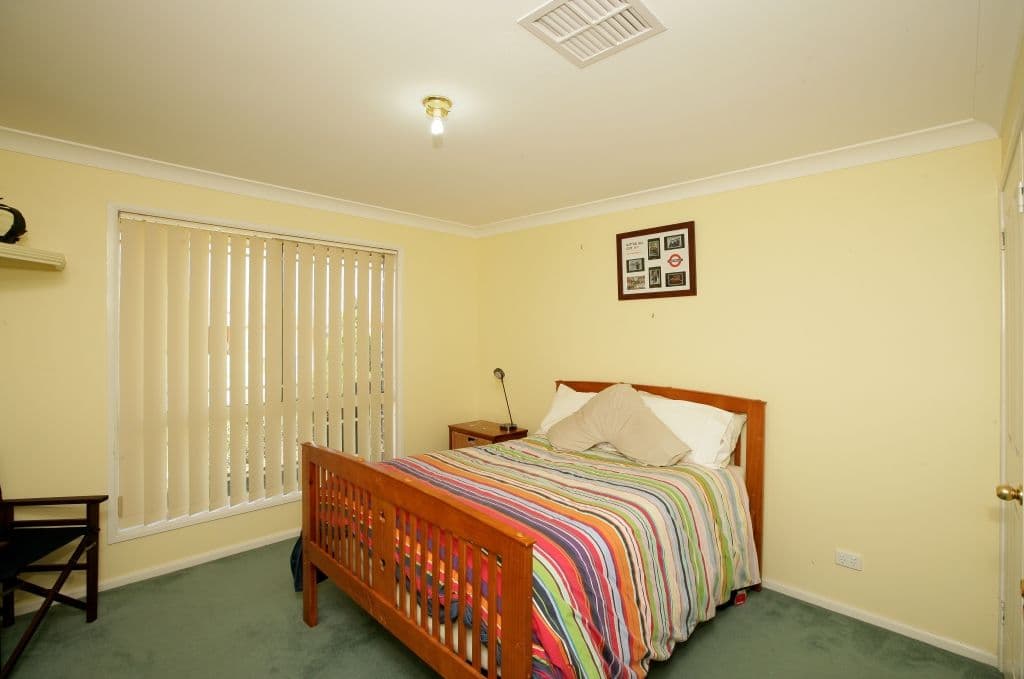 17 Nunkeri Street, GLENFIELD PARK NSW 2650, Glenfield Park - Thumbnail 5