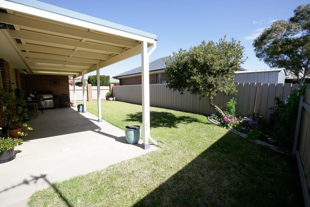 17 Nunkeri Street, GLENFIELD PARK NSW 2650, Glenfield Park - Thumbnail 8