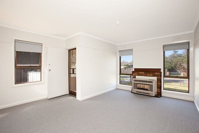 6 Shakespeare Grove, HEIDELBERG HEIGHTS VIC 3081, Heidelberg Heights - Thumbnail 2