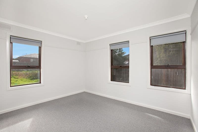 6 Shakespeare Grove, HEIDELBERG HEIGHTS VIC 3081, Heidelberg Heights - Thumbnail 3