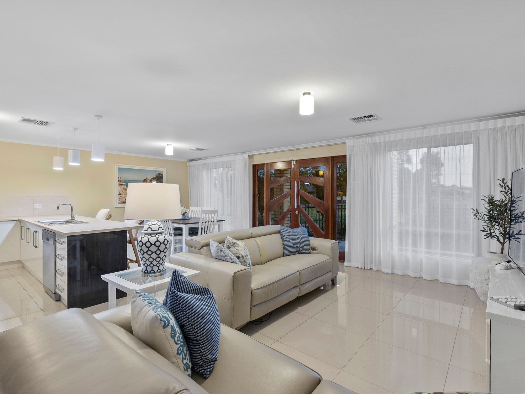 168 Broadway, Dunolly VIC 3472, Dunolly - Thumbnail 2