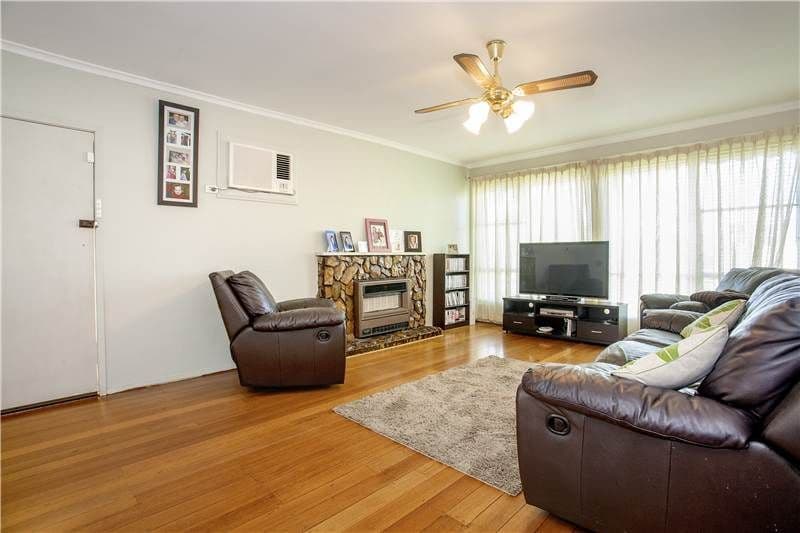 35 Vermont Avenue, CORIO VIC 3214, Corio - Thumbnail 2