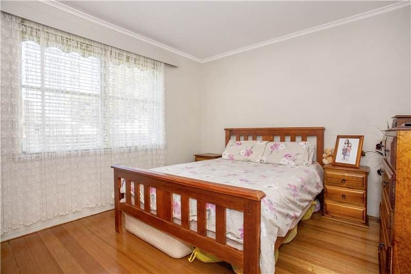 35 Vermont Avenue, CORIO VIC 3214, Corio - Thumbnail 6