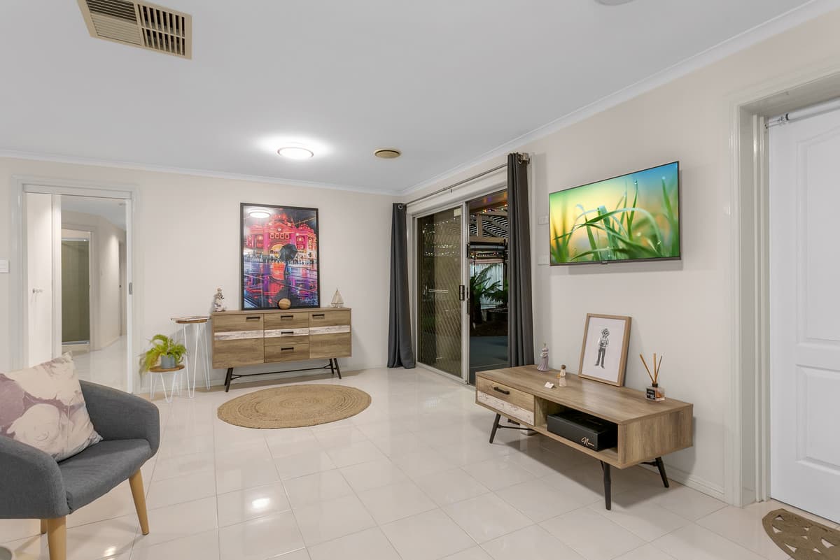 96 Waverley Park Drive, Cranbourne North VIC 3977, Cranbourne North - Thumbnail 6