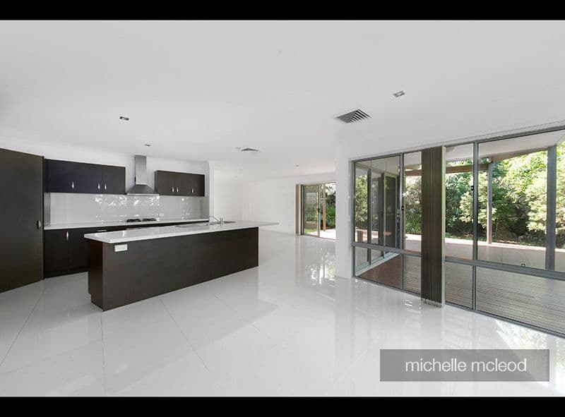 5 Lomandra Place, Chapel Hill QLD 4069, Chapel Hill - Thumbnail 8