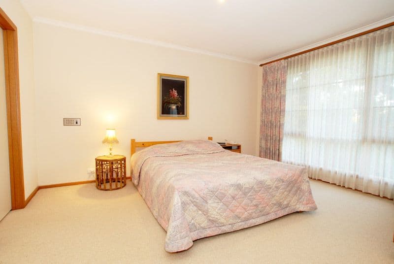 57  Torwood Avenue, GLEN WAVERLEY VIC 3150, Glen Waverley - Thumbnail 7