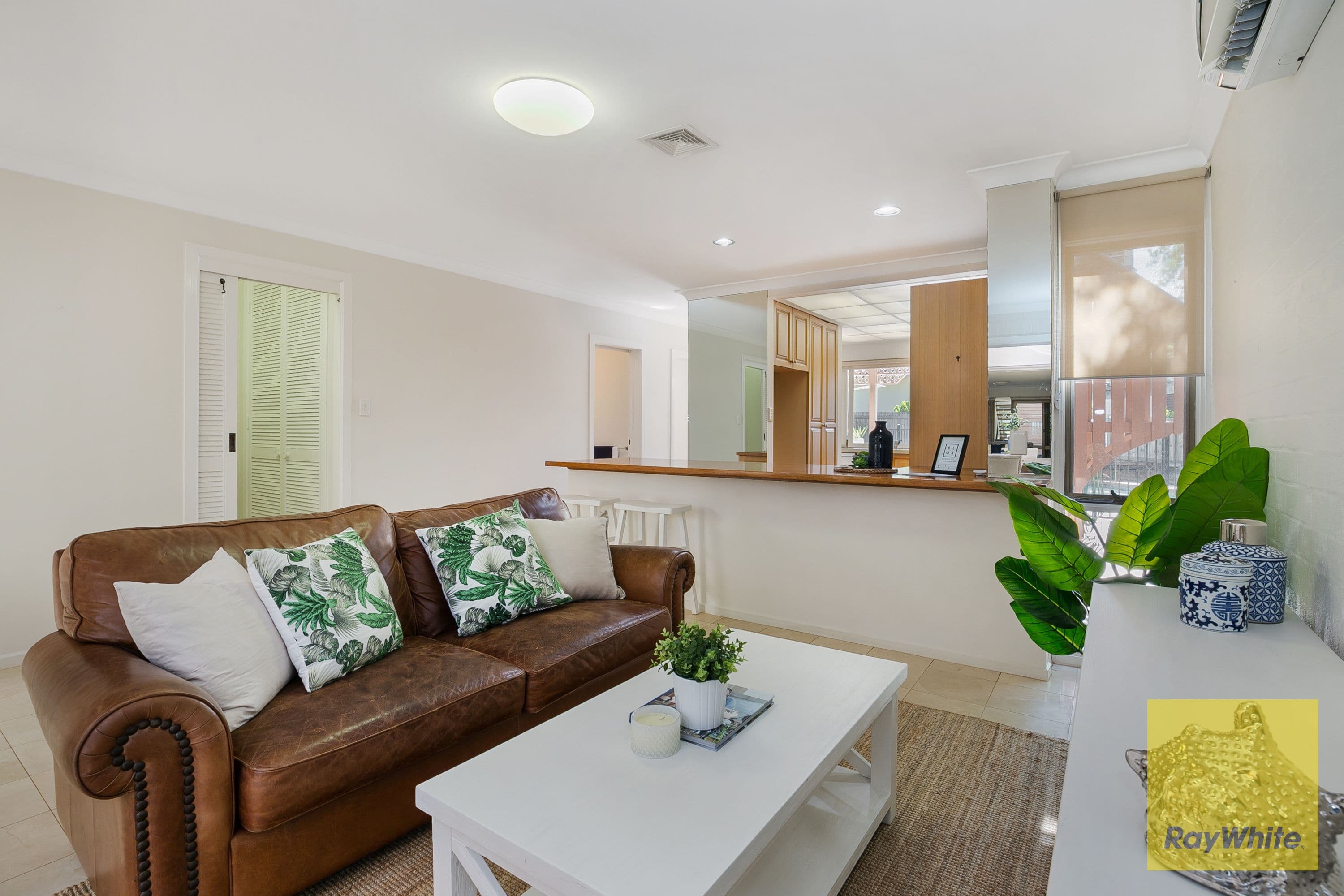 81 Laurel Avenue, Chelmer QLD 4068, Chelmer - Thumbnail 3