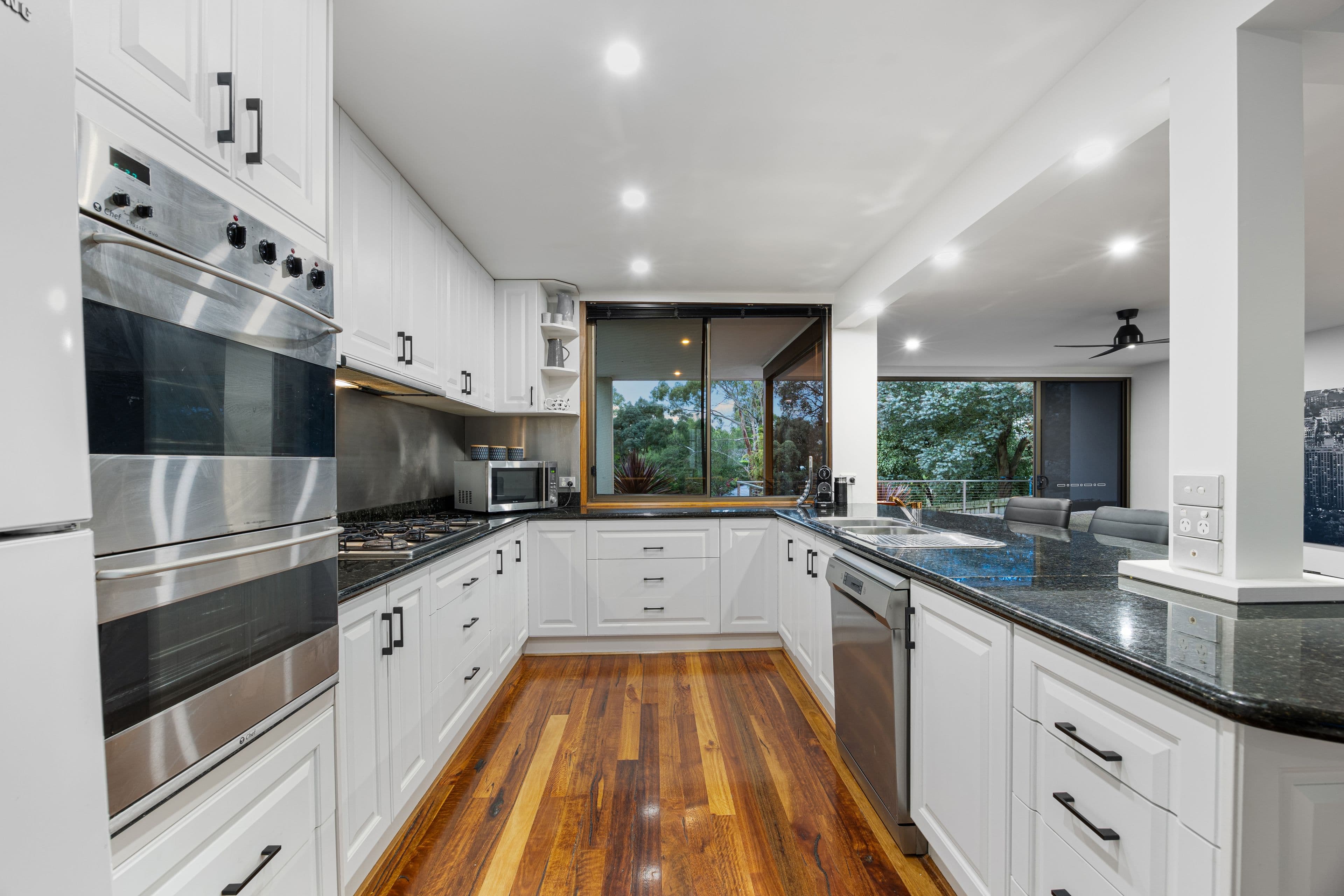 9 Woodside Court, Ballarat North VIC 3350, Ballarat North - Thumbnail 3