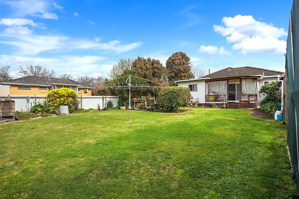 2 Simpson Street, Terang VIC 3264, Terang - Thumbnail 8