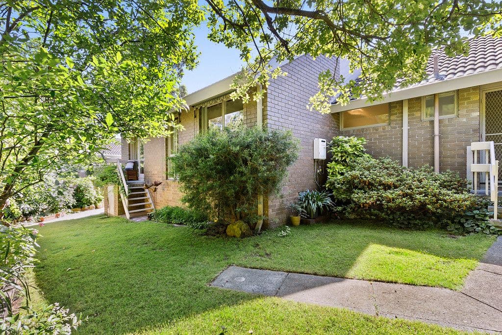 39 Boardman Close, Box Hill South VIC 3128, Box Hill South - Thumbnail 3