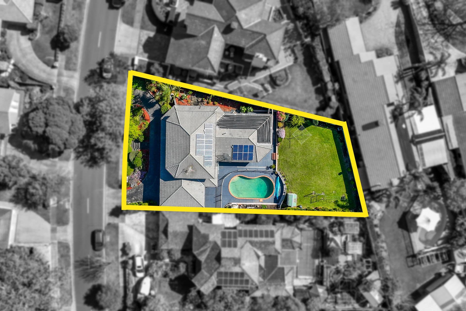 28 Edrington Park Drive, Berwick VIC 3806, Berwick - Thumbnail 3