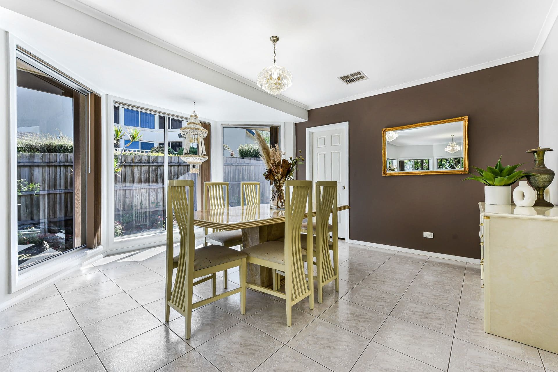 28 Edrington Park Drive, Berwick VIC 3806, Berwick - Thumbnail 7
