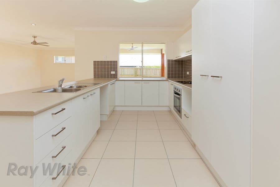 8 Keppel Close, SPRINGFIELD LAKES QLD 4300, Springfield Lakes - Thumbnail 3