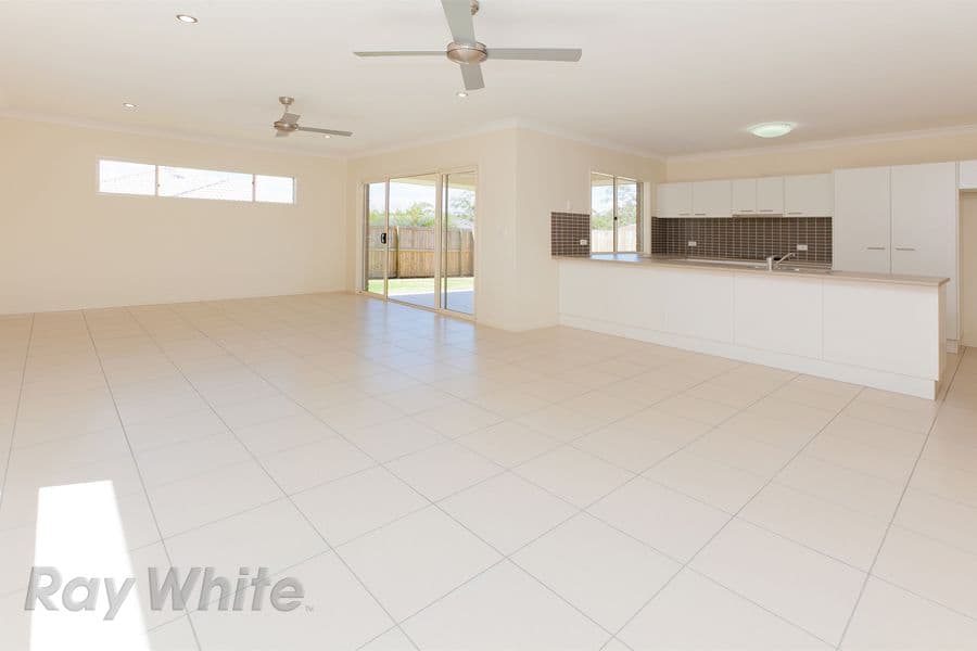 8 Keppel Close, SPRINGFIELD LAKES QLD 4300, Springfield Lakes - Thumbnail 4
