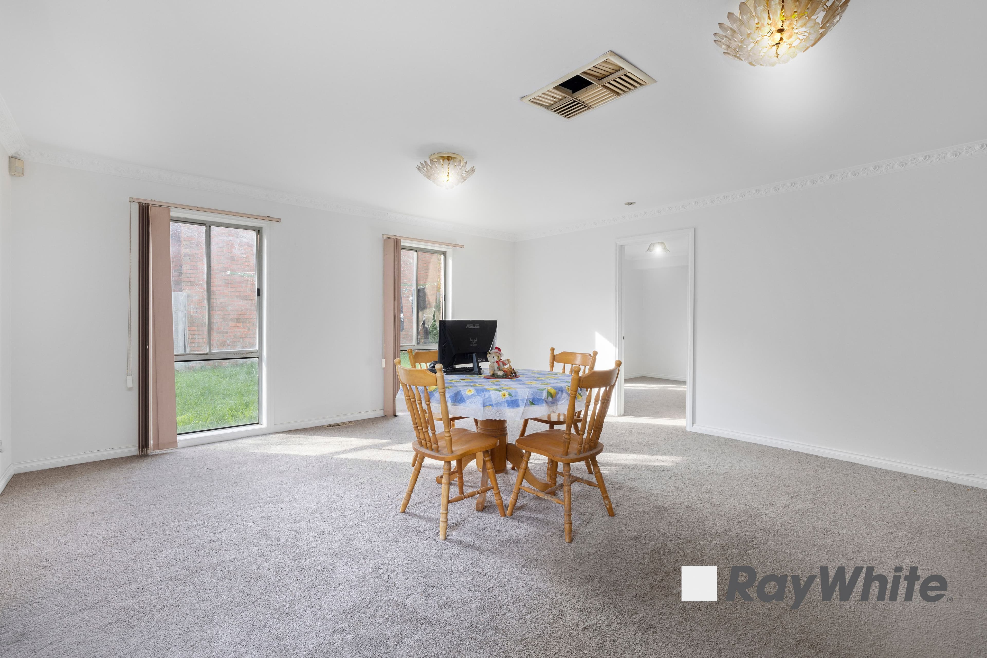 88 Lake View Drive, Narre Warren South VIC 3805, Narre Warren South - Thumbnail 6