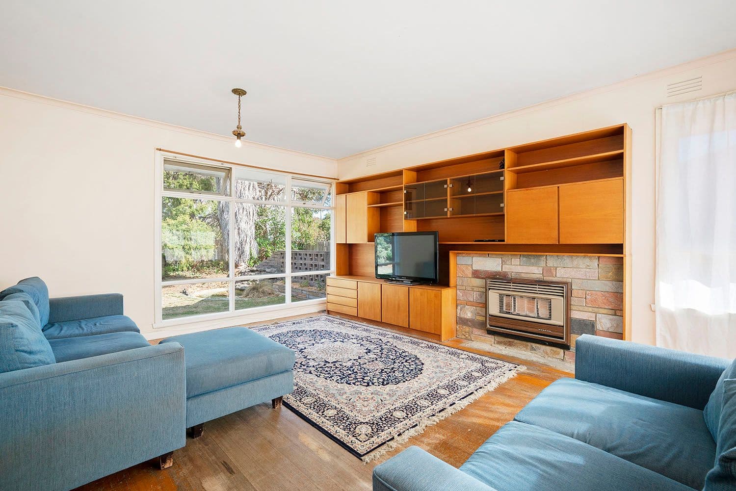 12 Freda Avenue, Cheltenham VIC 3192, Cheltenham - Thumbnail 2