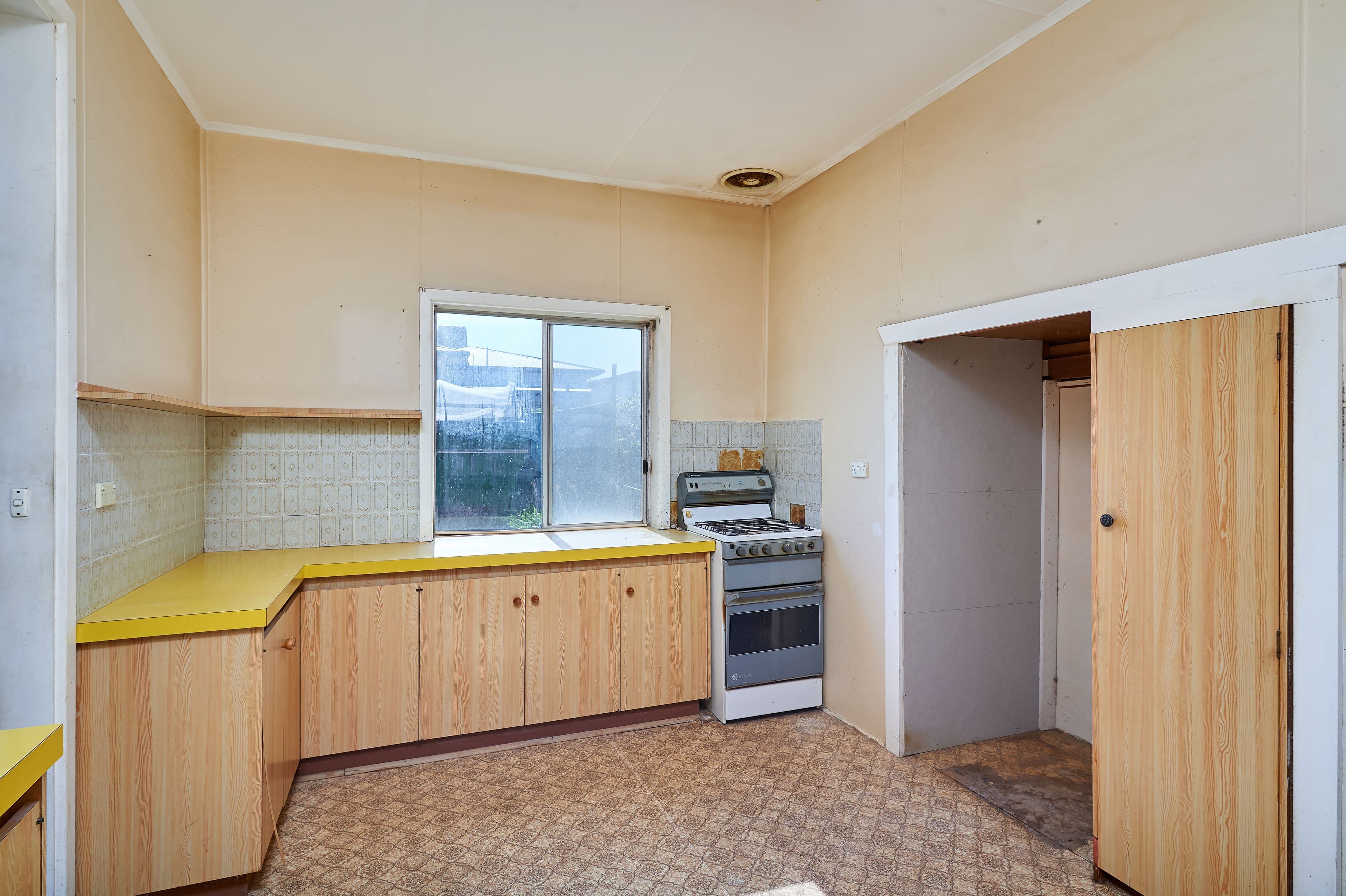 25 Loughnan Street, Coolamon - Thumbnail 2