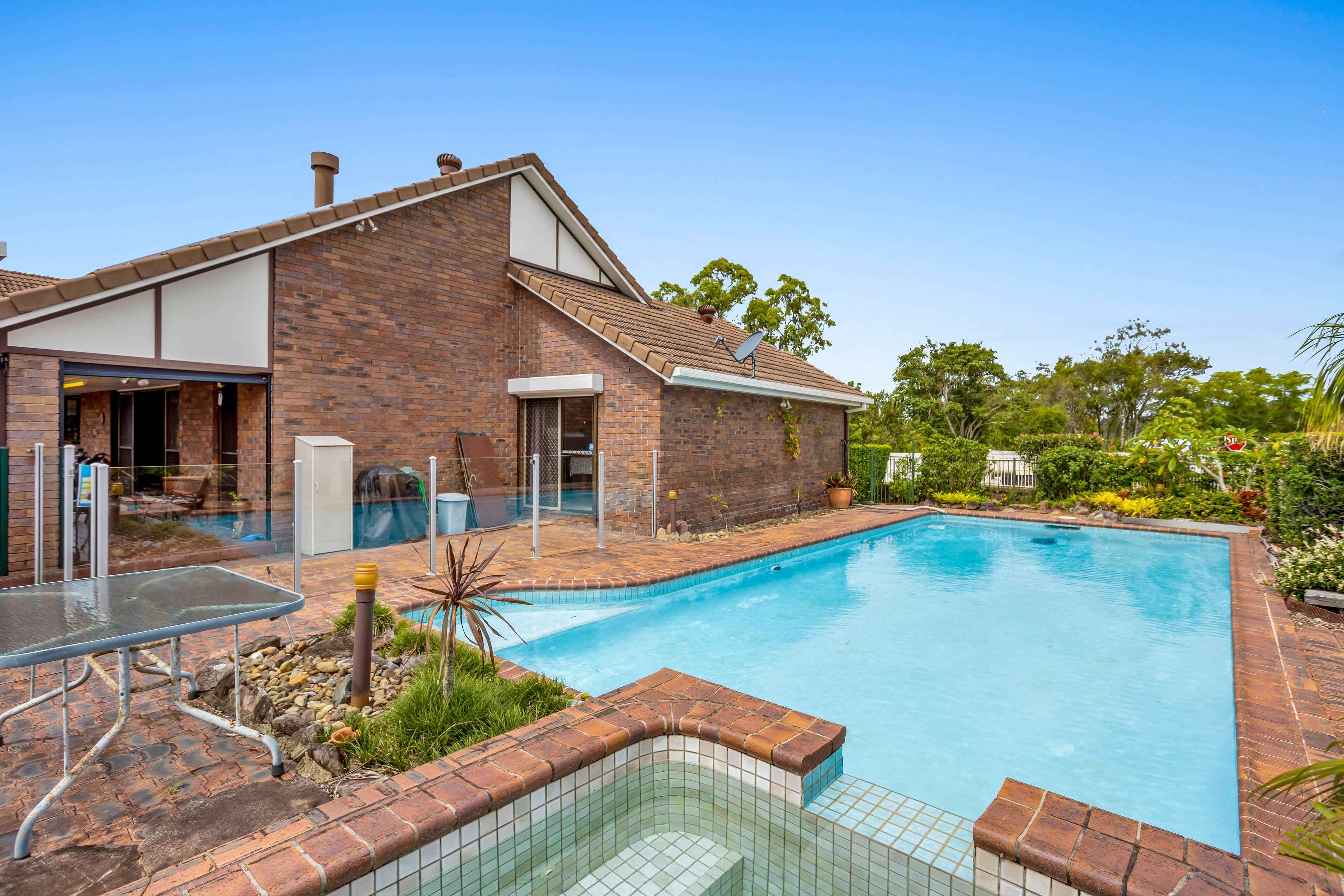 51 California Drive, Oxenford QLD 4210, Oxenford - Thumbnail 2